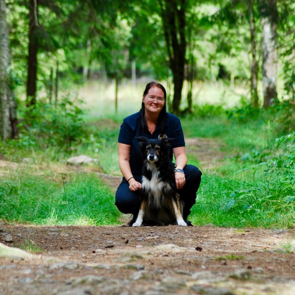 Erica Rosendahl and Skärgårdslamms Mhin (Mhin)